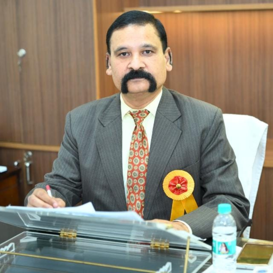 Dr. Vottiprolu Vijaya Kumar